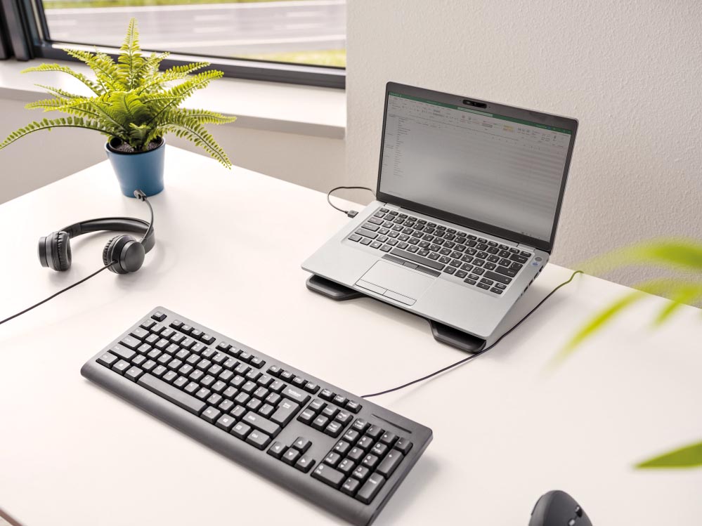 Trust Xstream Breeze laptop cooling stand