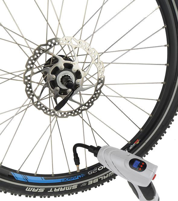 BRÜDER MANNESMANN luchtpomp op batterijen, 12 volt